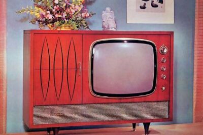 Crop of image by x ray delta one via Flickr