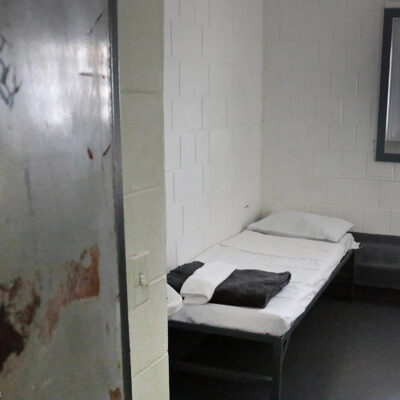 A solitary confinement cell