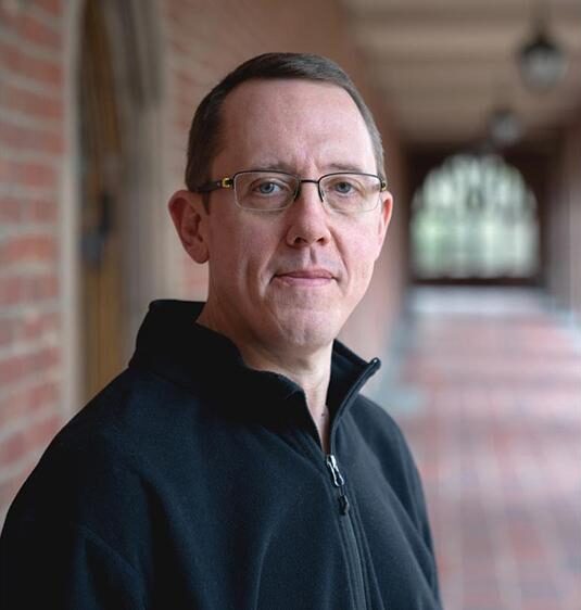 A photo of Erik Nielson